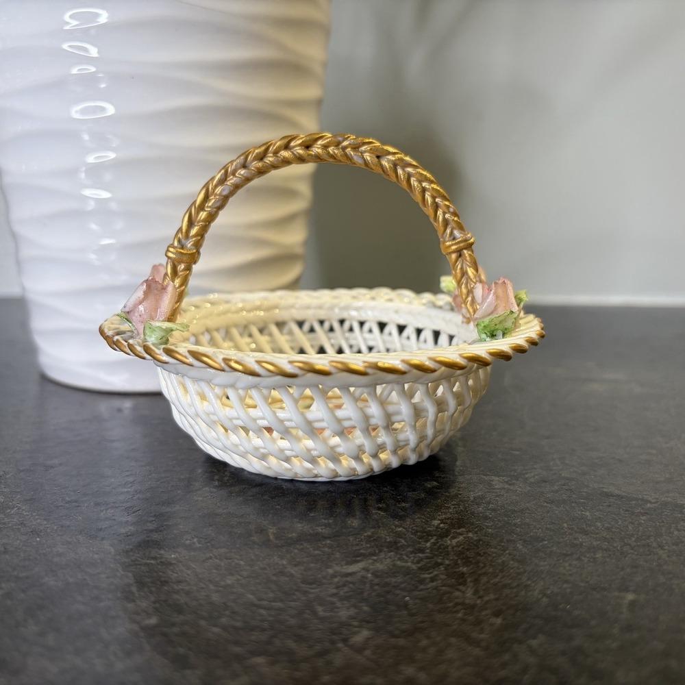 LaNell McCollum Reticulated Handpainted Floral Porcelain Basket Gold EUC